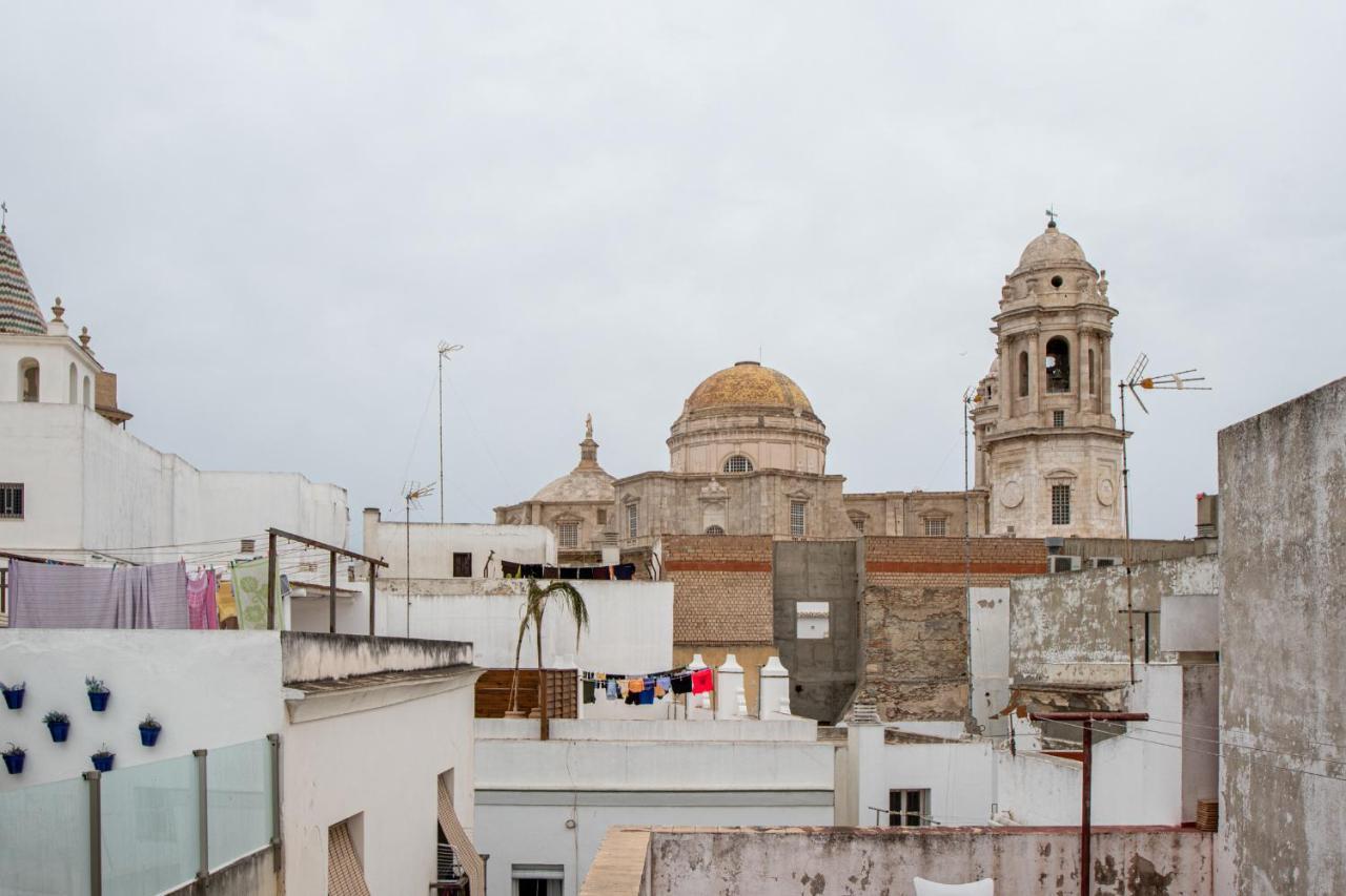 Las Tres Llaves De